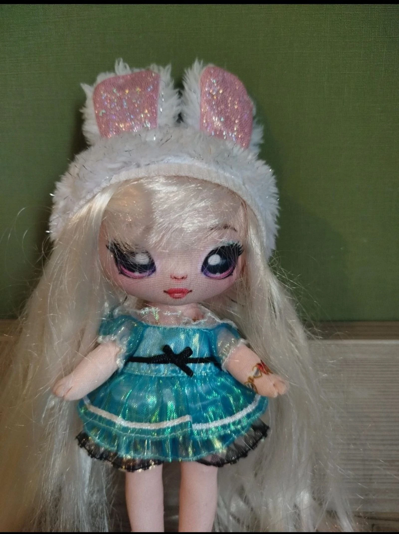 Alice Hops Na! Na! Na! Surprise – photo 2
